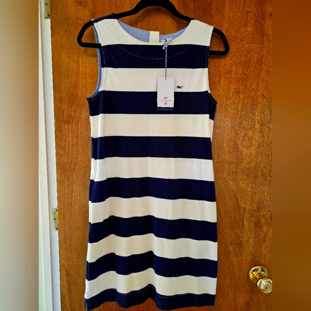 Vineyard Vines Blue and White Sleeveless Sheath Dress
